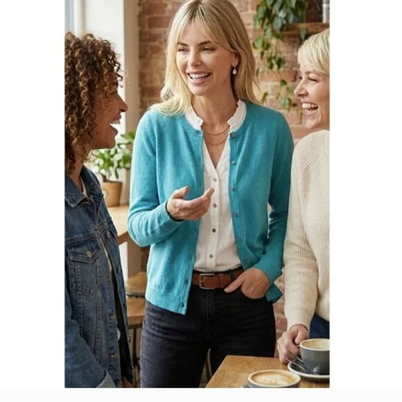 Smart Set Turquoise Cardigan (Small) - Picture 7 of 7